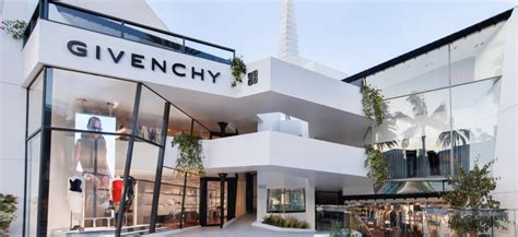 givenchy iconic address|Givenchy frank lloyd wright.